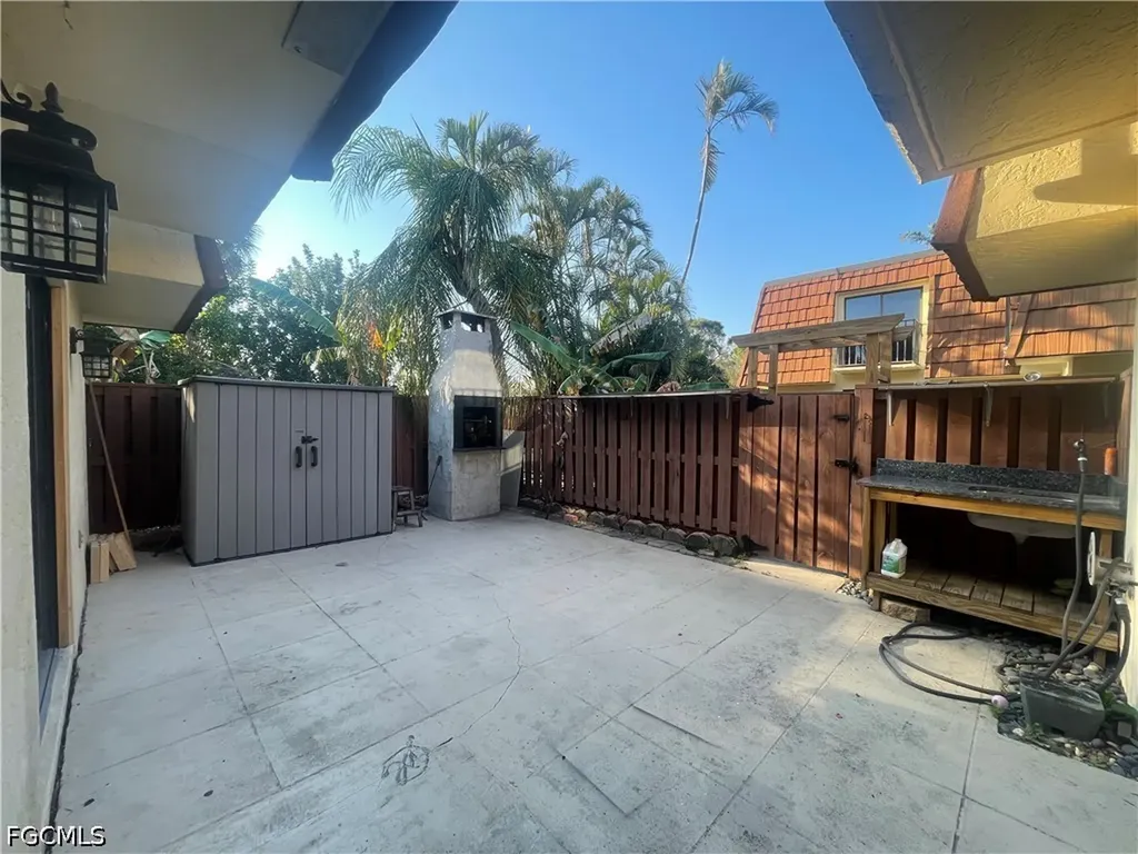5218 Cedarbend Drive Fort Myers FL 33919