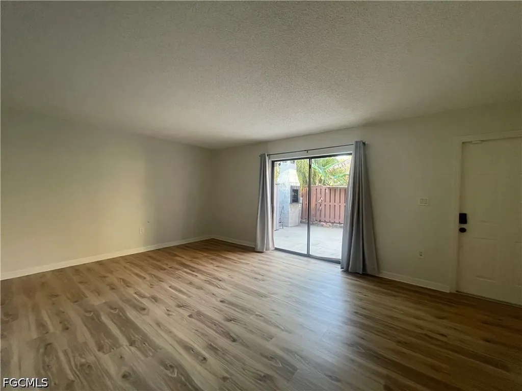 5218 Cedarbend Drive Fort Myers FL 33919