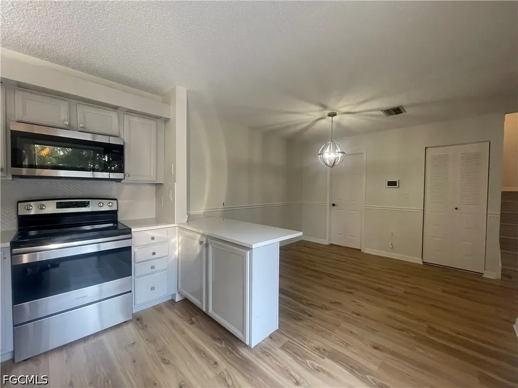 5218 Cedarbend Drive Fort Myers FL 33919