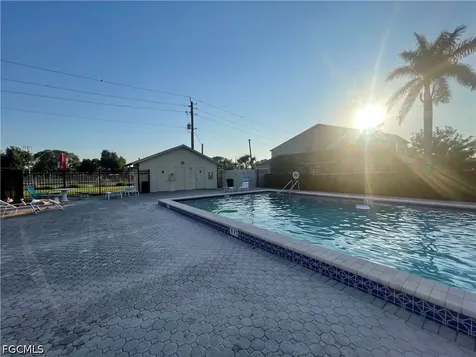 5218 Cedarbend Drive Fort Myers FL 33919