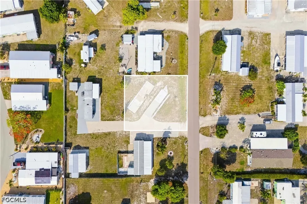 4841 Sandpiper Drive St. James City FL 33956
