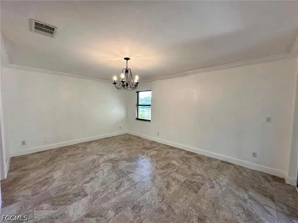 4266 Island Circle Fort Myers FL 33919