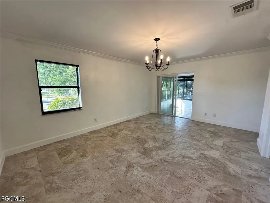 4266 Island Circle Fort Myers FL 33919