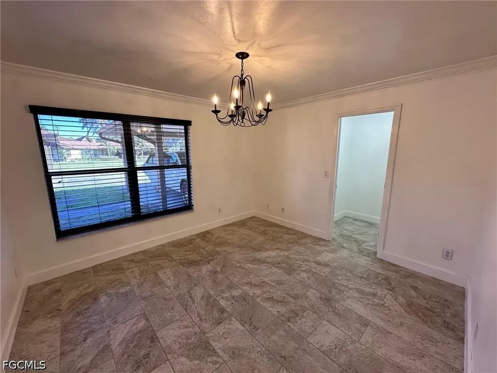 4266 Island Circle Fort Myers FL 33919