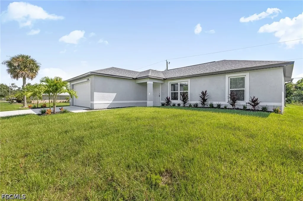 2810 NW 26th Place Cape Coral FL 33993