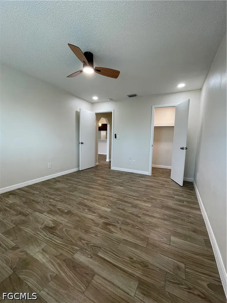 841 Gleason Parkway Cape Coral FL 33914