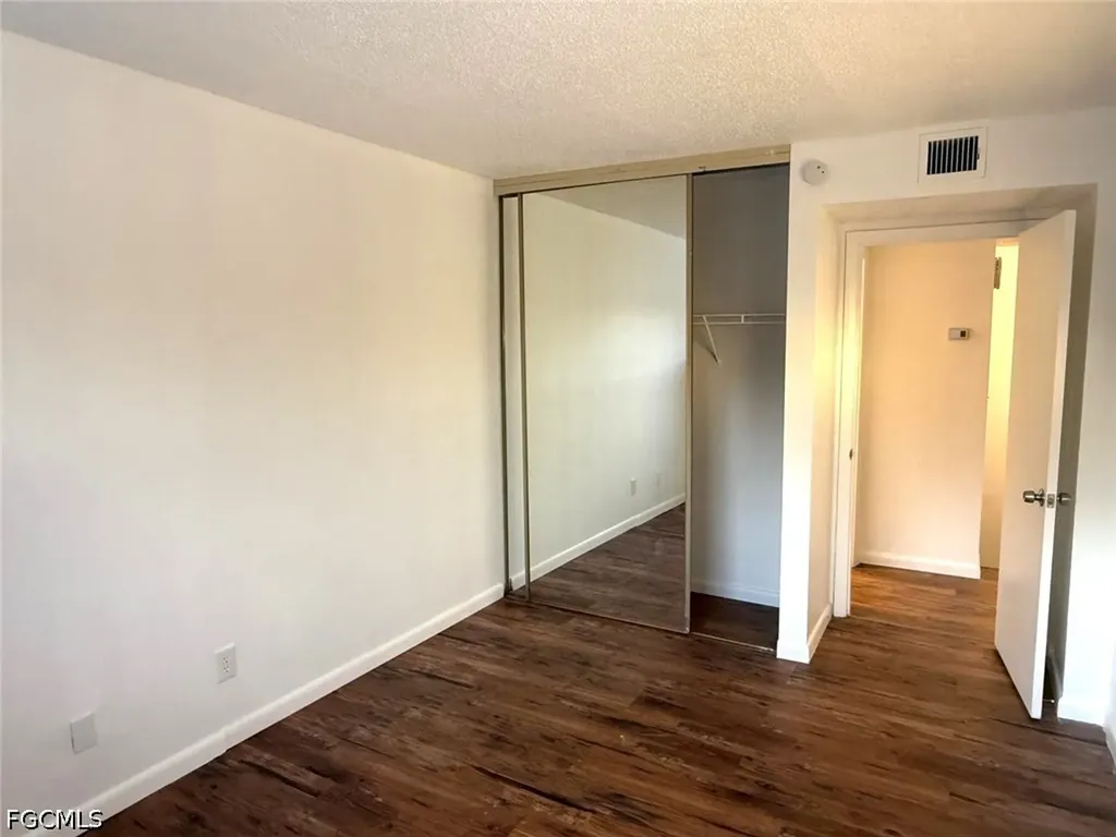 1406 Park Shore Circle Fort Myers FL 33901