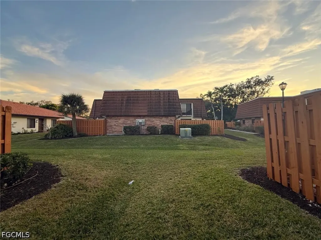 1406 Park Shore Circle Fort Myers FL 33901