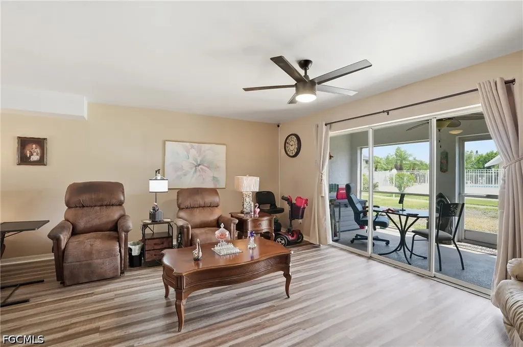 20 Cosmopolitan Drive Lehigh Acres FL 33936