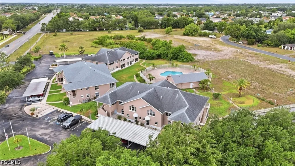 20 Cosmopolitan Drive Lehigh Acres FL 33936