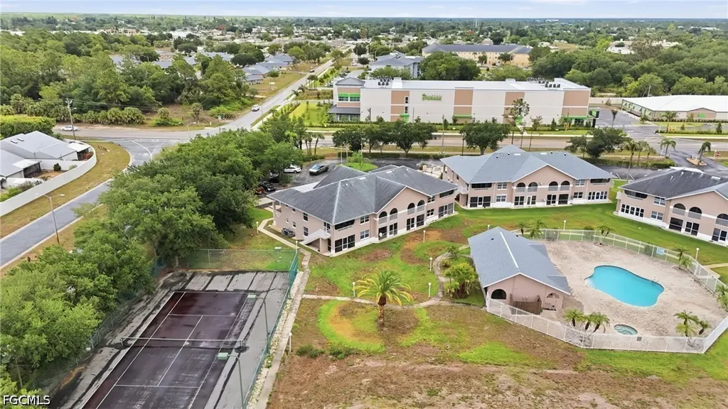 20 Cosmopolitan Drive Lehigh Acres FL 33936