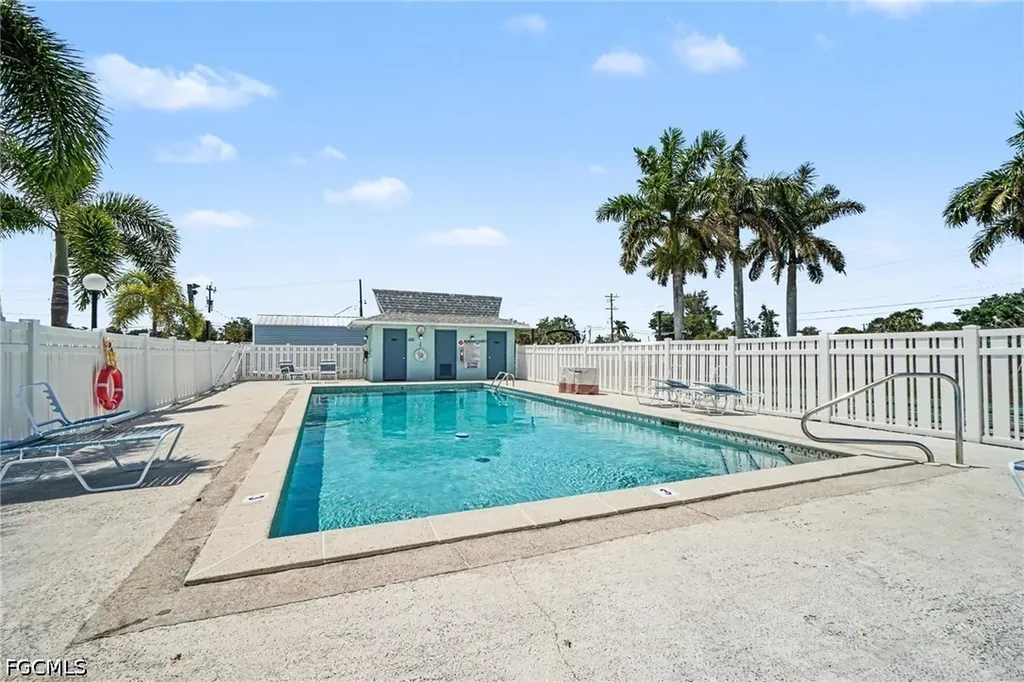 2912 Oleander Street St. James City FL 33956