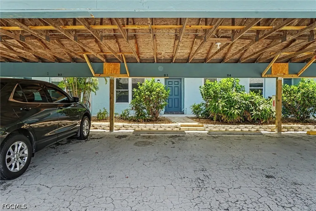 2912 Oleander Street St. James City FL 33956
