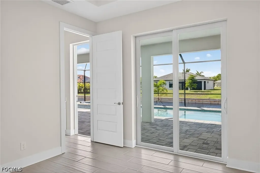 126 SW 21st Terrace Cape Coral FL 33991