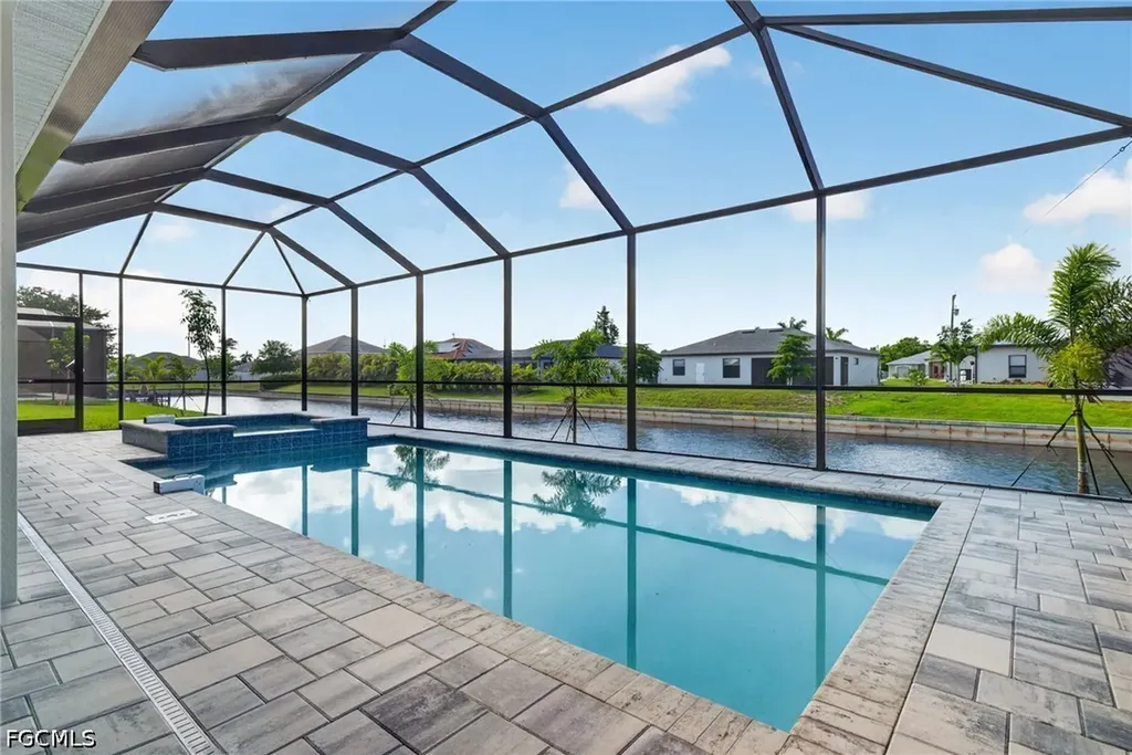 126 SW 21st Terrace Cape Coral FL 33991