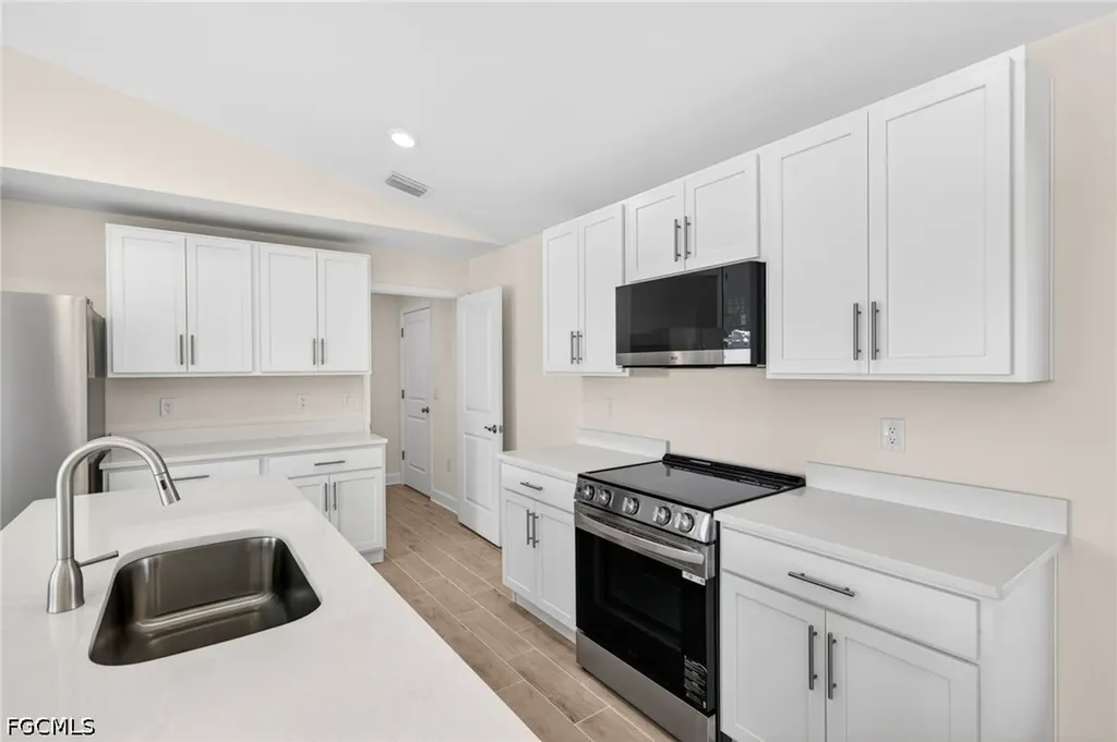 2841 NW 19th Avenue Cape Coral FL 33993