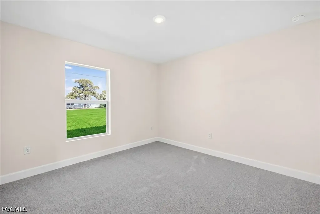 2841 NW 19th Avenue Cape Coral FL 33993