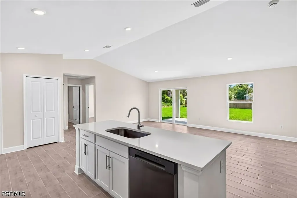 2841 NW 19th Avenue Cape Coral FL 33993
