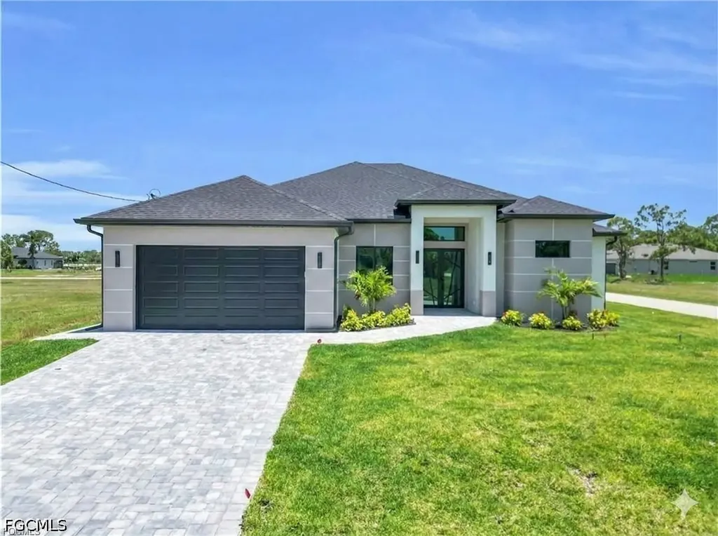 2900 NW 26th Avenue Cape Coral FL 33993