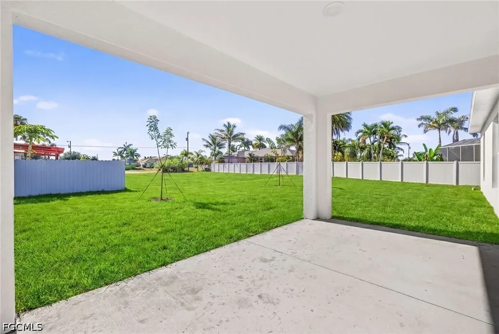 1815 NW 19th Avenue Cape Coral FL 33993