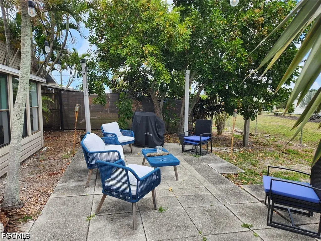 11370 & 11368 Summerwinds Court Fort Myers FL 33908