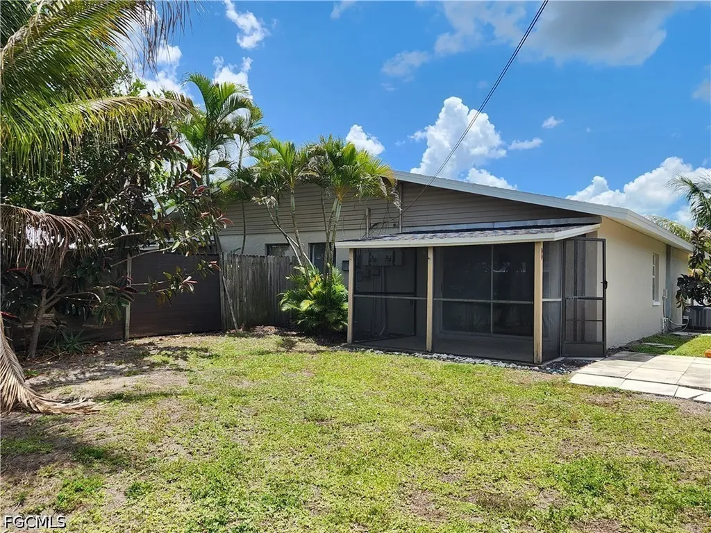 11370 & 11368 Summerwinds Court Fort Myers FL 33908