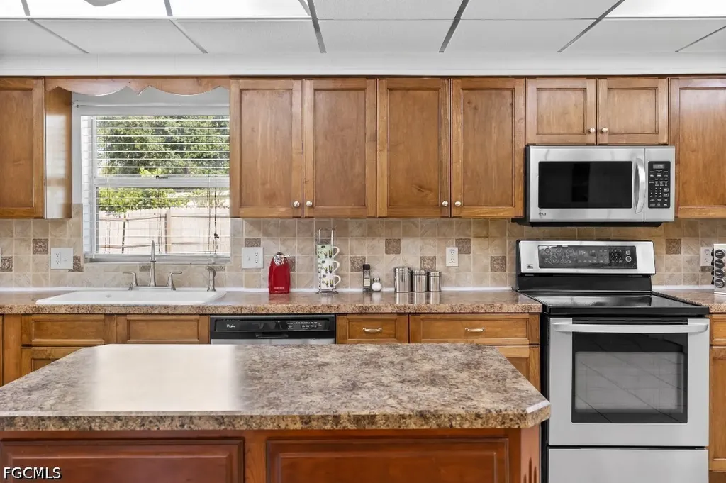 4530 Underwood Drive Fort Myers FL 33905