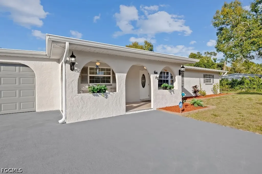 4530 Underwood Drive Fort Myers FL 33905
