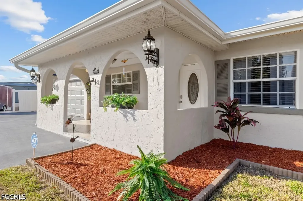 4530 Underwood Drive Fort Myers FL 33905