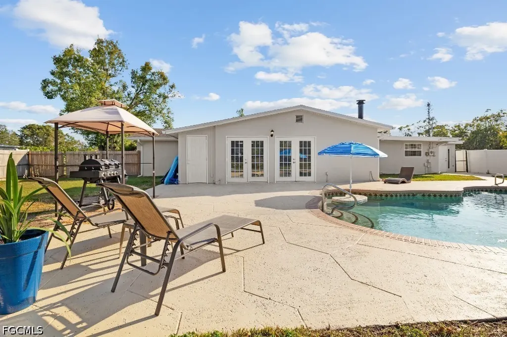 4530 Underwood Drive Fort Myers FL 33905