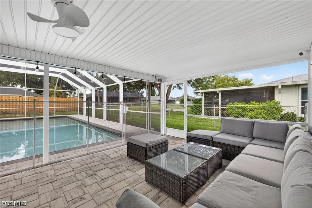 712 SE 32nd Terrace Cape Coral FL 33904
