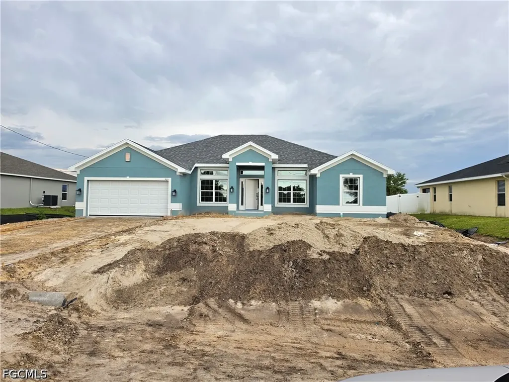 925 NW 8th Place Cape Coral FL 33993
