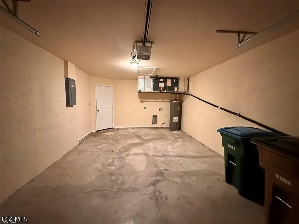 1309/1311 NE 8th Place Cape Coral FL 33909
