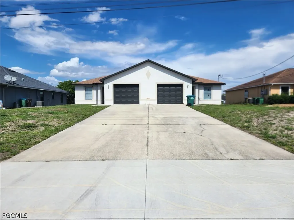 1309/1311 NE 8th Place Cape Coral FL 33909