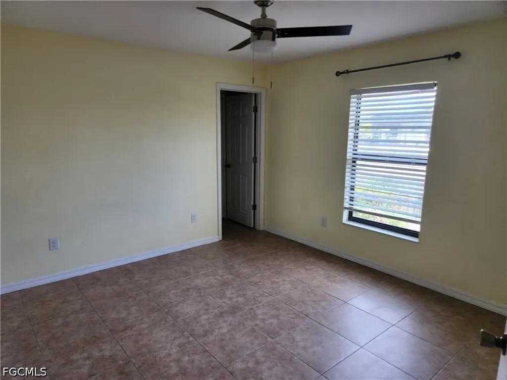 1309/1311 NE 8th Place Cape Coral FL 33909