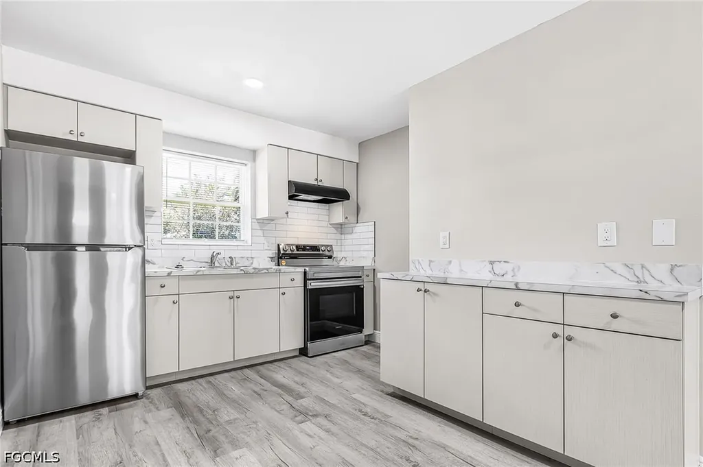 2648 Michigan Avenue Fort Myers FL 33916