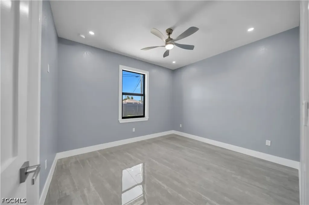 1125 NE 14th Terrace Cape Coral FL 33909