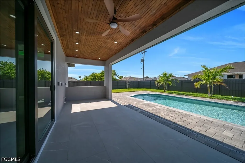 1125 NE 14th Terrace Cape Coral FL 33909