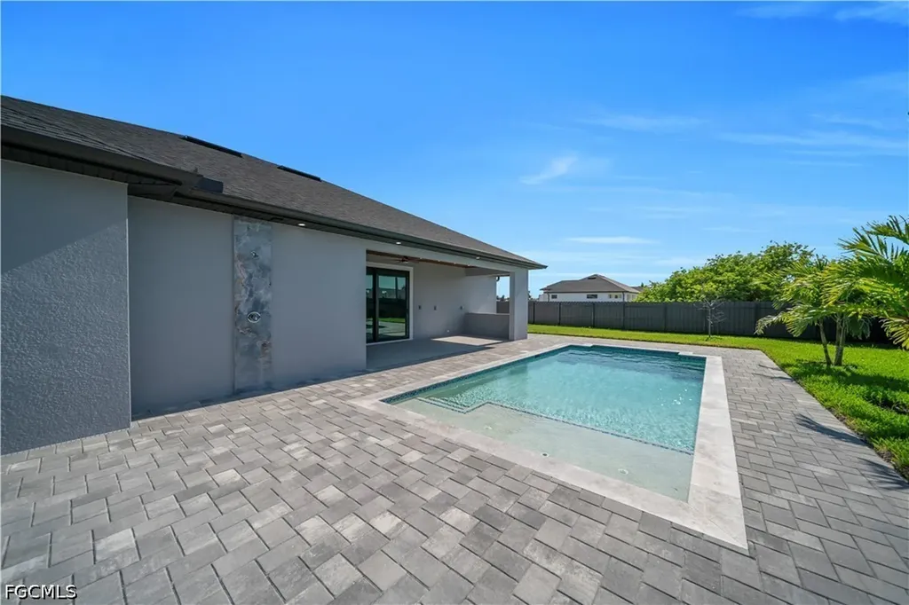 1125 NE 14th Terrace Cape Coral FL 33909
