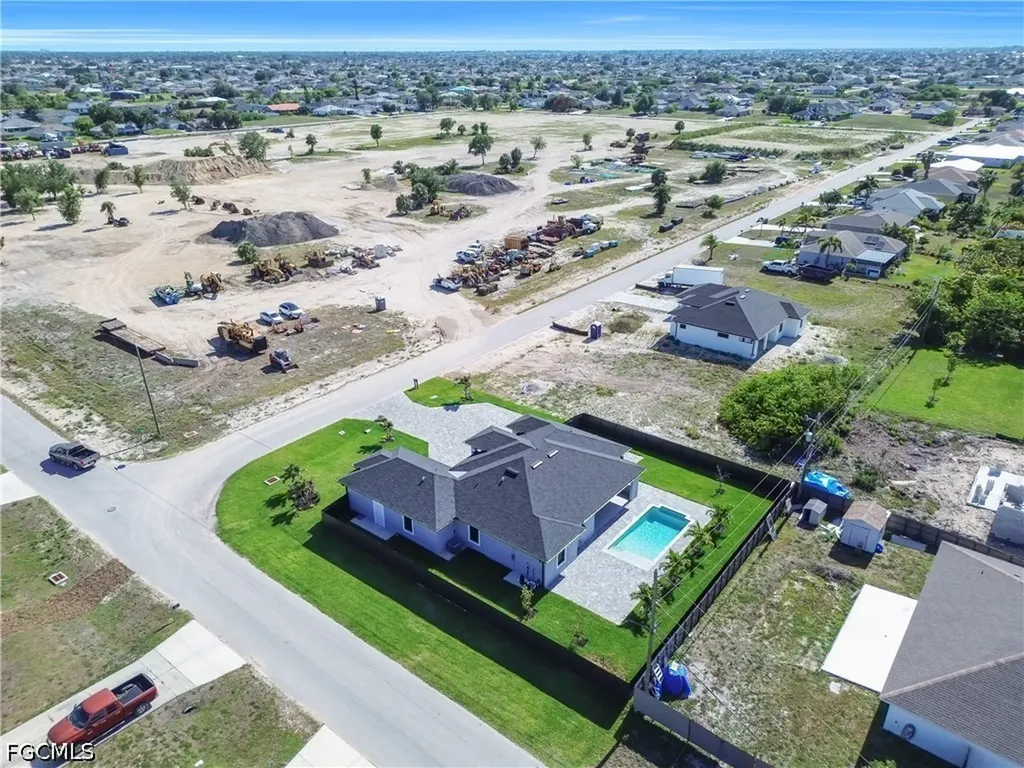 1125 NE 14th Terrace Cape Coral FL 33909