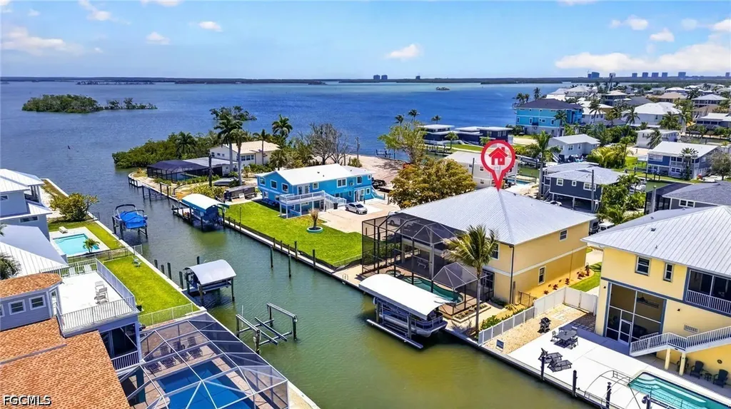 243 Driftwood Lane Fort Myers Beach FL 33931