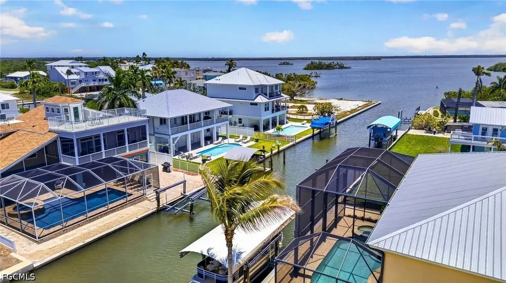 243 Driftwood Lane Fort Myers Beach FL 33931