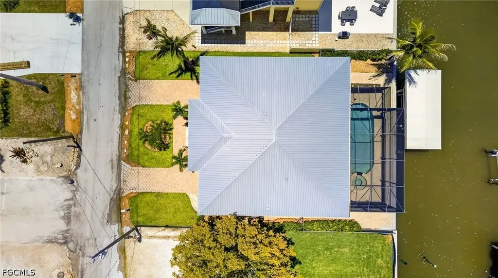 243 Driftwood Lane Fort Myers Beach FL 33931