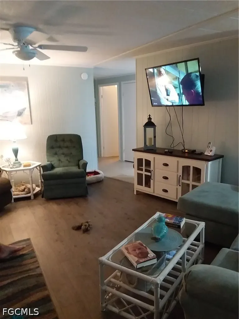 2809 Breezewood Drive North Fort Myers FL 33917