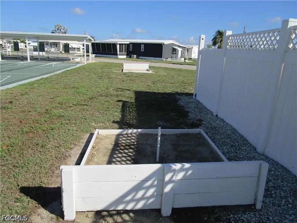 2809 Breezewood Drive North Fort Myers FL 33917