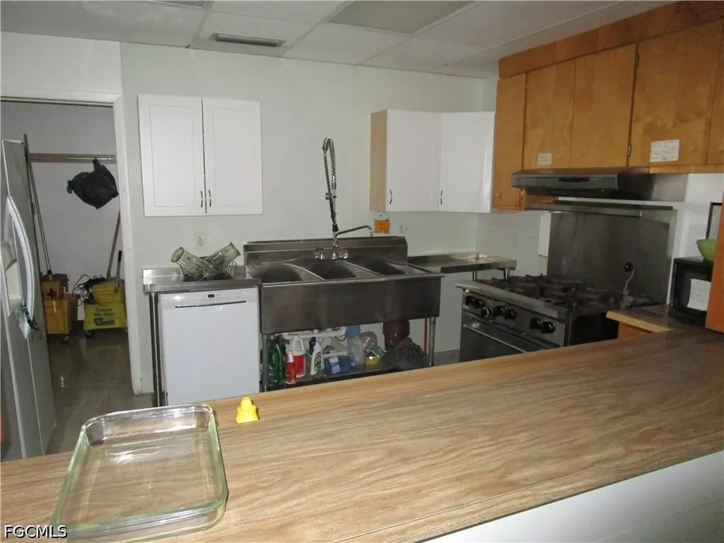 2809 Breezewood Drive North Fort Myers FL 33917