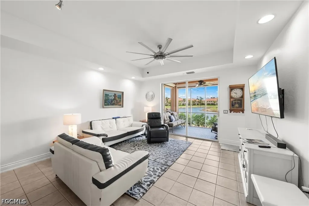 10013 Via Colomba Circle Fort Myers FL 33966