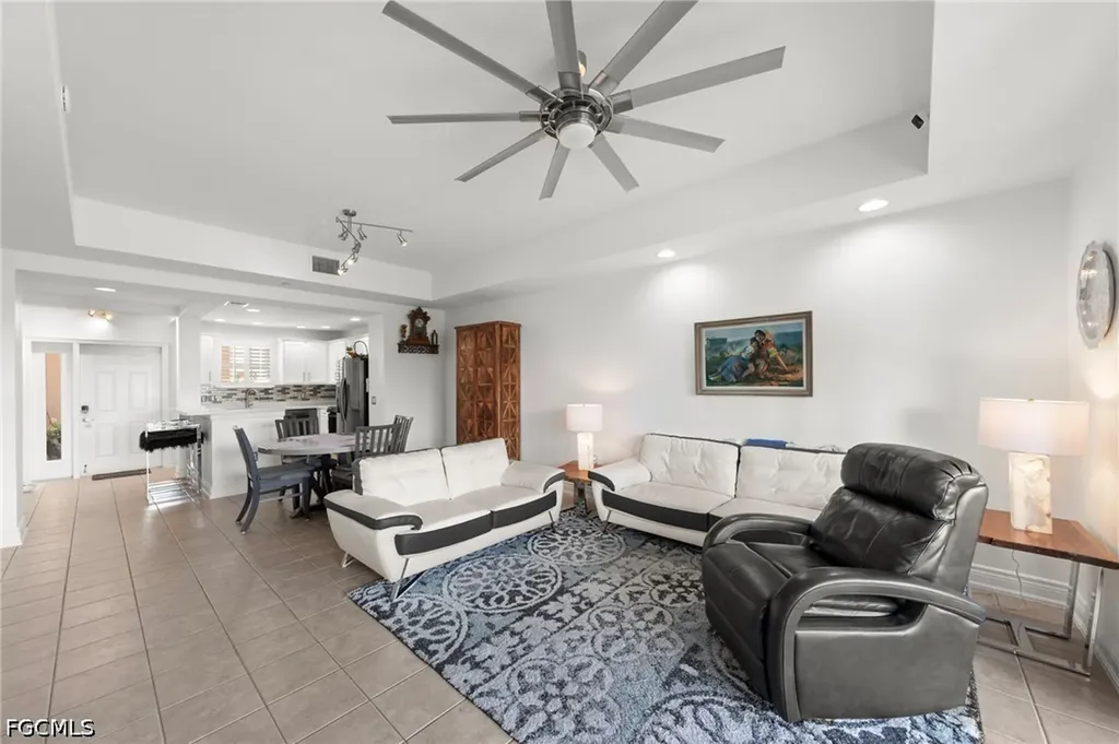 10013 Via Colomba Circle Fort Myers FL 33966