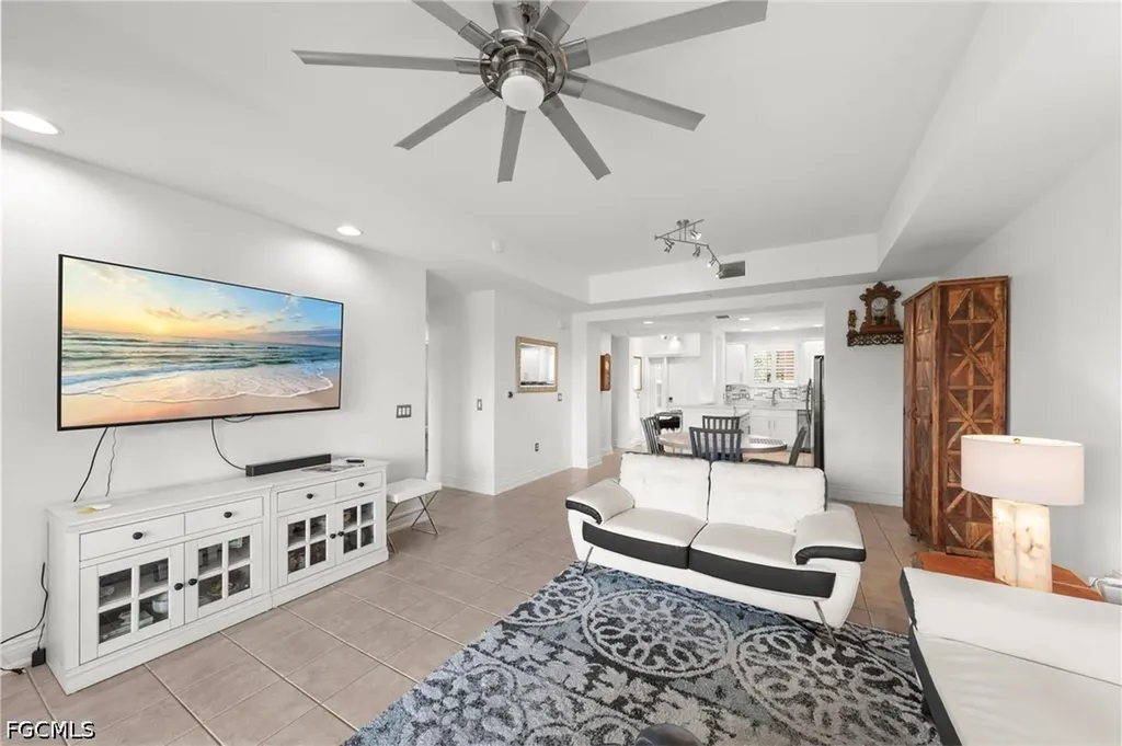 10013 Via Colomba Circle Fort Myers FL 33966