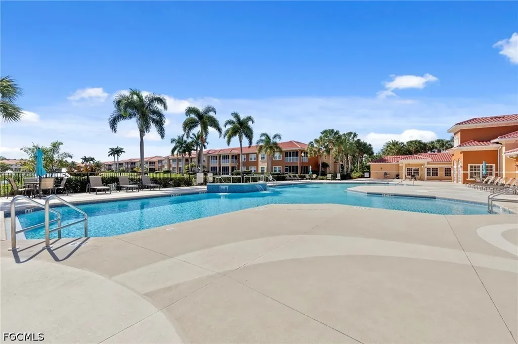 10013 Via Colomba Circle Fort Myers FL 33966